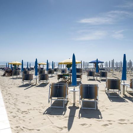 Park Hotel Pineta チェルヴィア エクステリア 写真